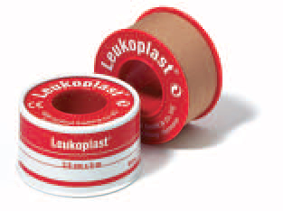 CEROTTO CHIRURGICO PER FISSAGGIO MEDICAZIONI IN ROCCHETTO LEUKOPLAST SUPPORTO VISCOSA COLOR PELLE MASSA ADESIVA CAUCCIU' OSSIDO DI ZINCO 2,5X500CM - goldeneffe.it