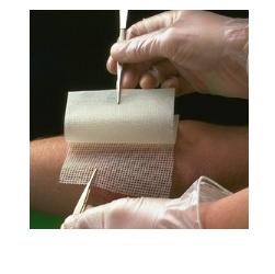 GARZA MEDICATA BACTIGRAS CON CLOREXIDINA ACETATO 0,5% 10X10CM 10 PEZZI - goldeneffe.it
