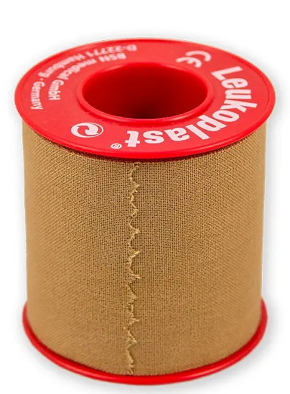CEROTTO CHIRURGICO PER FISSAGGIO MEDICAZIONI IN ROCCHETTO LEUKOPLAST SUPPORTO VISCOSA COLOR PELLE MASSA ADESIVA CAUCCIU' OSSIDO DI ZINCO 10X500CM - goldeneffe.it
