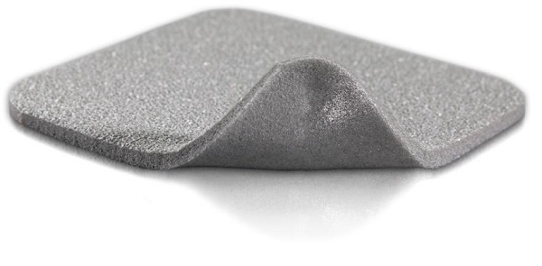 SCHIUMA DI POLIURETANO ANTIMICROBICA CON ARGENTO CON STRATO DI CONTATTO IN SILICONE MORBIDO MEPILEX AG 10X10CM 5 PEZZI - goldeneffe.it