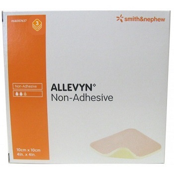 MEDICAZIONE IDROCELLULARE STERILE ALTAMENTE ASSORBENTE NON ADESIVA IN SCHIUMA DI POLIURETANO 10X10CM 3 PEZZI - goldeneffe.it
