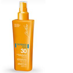 DEFENCE SUN BIONIKE LATTE SPRAY SPF 30 PROTEZIONE ALTA 200 ML - goldeneffe.it
